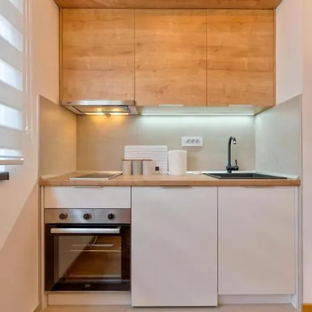 Ivor Among The Pines *