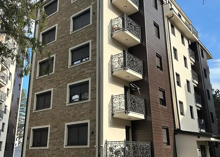 Ivor Among The Pines *