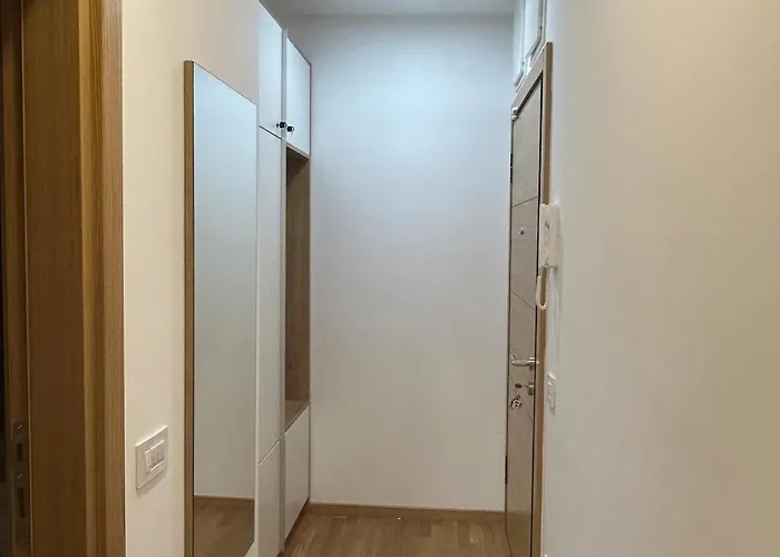 Ivor Among The Pines