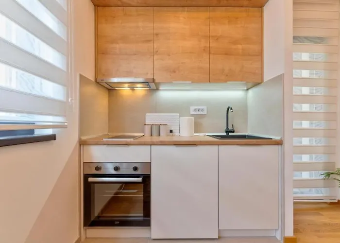 Ivor Among The Pines *